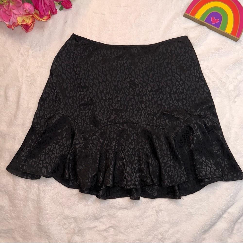 Black cheetah print skater skirt - Picture 14 of 17